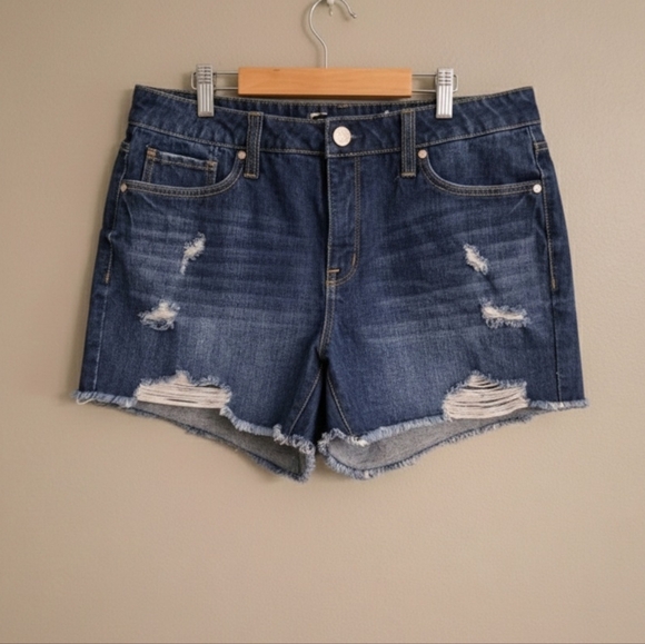 Seven7 Pants - Seven7 | Classic High-Rise 100% Cotton Denim Shorts - Size 10